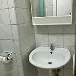 Einsteinova Petrzalka Station Accommodatie bij particulieren