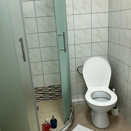 Homestay Einsteinova Petrzalka Station