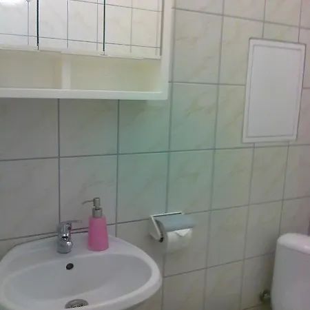 Einsteinova Petrzalka Station Ubytování v soukromí Bratislava